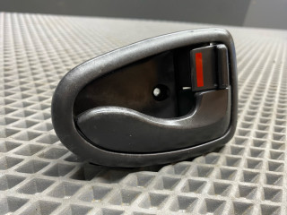 ручка внутренняя передняя правая Hyundai Accent 2 поколение (LC) LC 2006, 1.5 л., бензин, МКПП, седан, 82620-25000