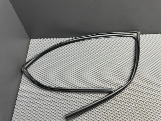 Уплотнитель стекла Honda Accord 7 поколение [рестайлинг] CL7 2008, 2.0 л., K20Z2, бензин, МКПП, b92p - черный, седан, передний привод, 72275SEAG02