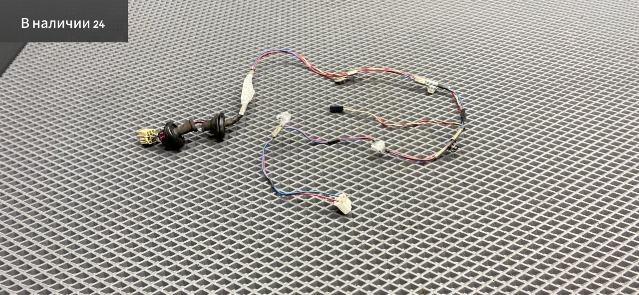 дверная проводка Toyota Corolla 9 поколение (E120/E130) CDE120 2004, 1.6 л., 3ZZ-FE, бензин, МКПП, 8q3 - grayish blue, седан, передний привод, 8215302241 - фото №1