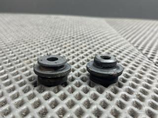 кронштейн радиатора Hyundai i20 1 поколение PB 2010, 1.4 л., G4FA, бензин, АКПП, fr - black diamond черный, хетчбэк 5 дв., передний привод, 253361J000