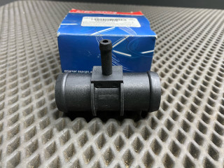 фланец (тройник) системы охлаждения Audi A3 8P/8PA [рестайлинг] 2008, 1.6 л., BSE, бензин, 1K0121087D, 114734755