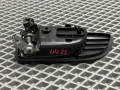 ручка внутренняя передняя правая Mazda 3 1 поколение [рестайлинг] BK 2008, 1.6 л., Z6, бензин, МКПП, 16w, седан, передний привод, D461-58-330A02, D461-58-33002 - фото №9