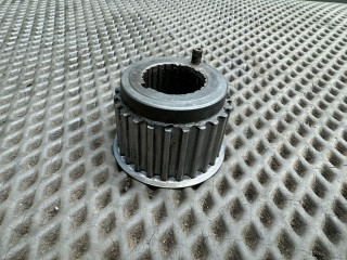 шестерня (звездочка) коленвала Kia Magentis 1 поколение GD 2003, 2.5 л., G6BV, бензин, АКПП, 5c - olive green, седан, передний привод, 2312035500