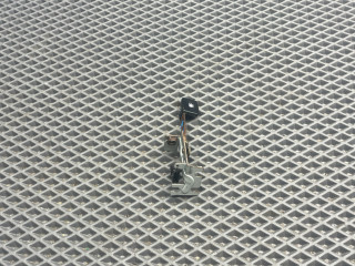 ручка открытия лючка топливного бака Kia Rio 1 поколение [рестайлинг] DC 2004, 1.5 л., A5D, бензин, АКПП, c5 - diamond silver серебро, универсал, передний привод, 0K2AJ56860