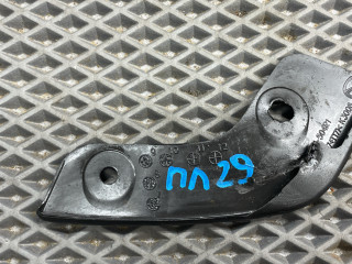 пыльник переднего крыла Mazda 3 2 поколение [рестайлинг] BL 2011, 1.6 л., Z6, бензин, АКПП, 34k crystal white pearl tricoat, седан, передний привод, BBM4504R1