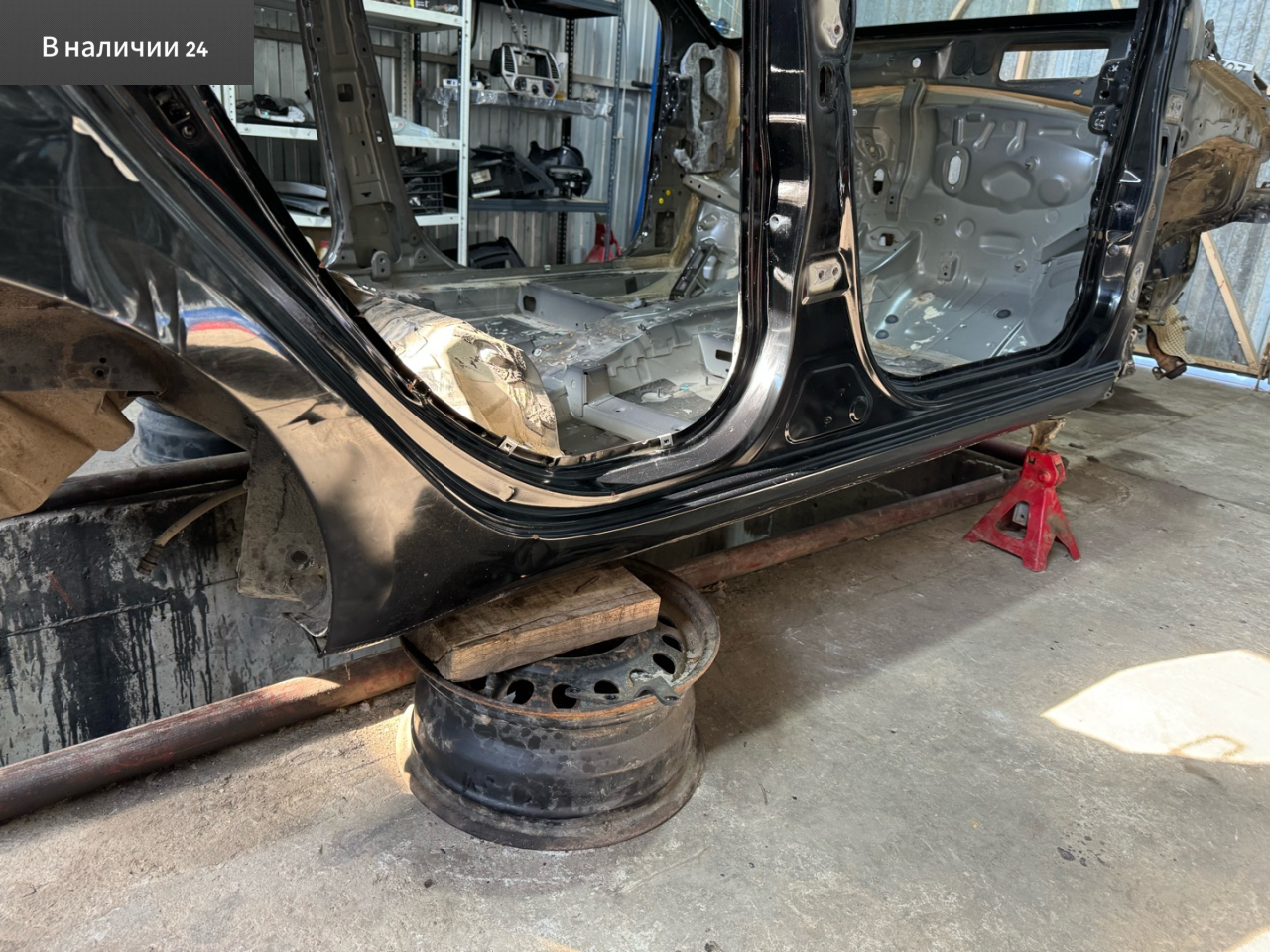 порог правый Hyundai i20 1 поколение PB 2010, 1.4 л., G4FA, бензин, АКПП, fr - black diamond черный, хетчбэк 5 дв., передний привод - фото №1