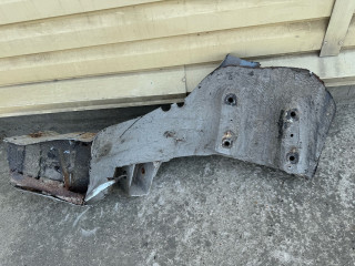 крепление амортизатора Kia Magentis 1 поколение [рестайлинг] GD 2004, 2.5 л., G6BV, бензин, АКПП, седан, передний привод, 646013C100