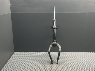 амортизатор передний правый Hyundai Sonata 4 поколение [рестайлинг] EF 2005, 2.0 л., G4JP, бензин, МКПП, s02 серый, седан, передний привод, 546113K030