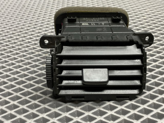 дефлектор обдува салона Mazda 3 1 поколение [рестайлинг] BK 2008, 1.6 л., Z6, бензин, МКПП, 16w, седан, передний привод, BP5L64930