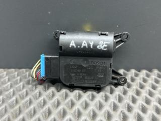моторчик заслонки печки Audi A4 B8/8K 2008, 0132801307