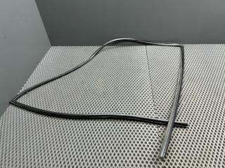 уплотнитель Chevrolet Cruze 1 поколение J305 2012, 1.8 л., Z 18 XER, бензин, МКПП, белый, хетчбэк 5 дв., передний привод, 94571356