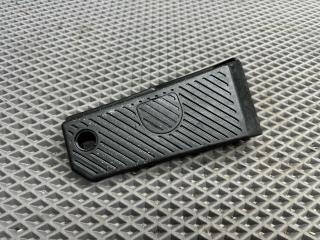 Опорная площадка для ног Mitsubishi Lancer 9 поколение 2004, 1.3 л., 4G13 (8V), бензин, МКПП, a31a cool silver, седан, передний привод, MR417180