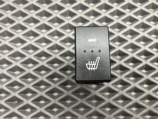 кнопка обогрева сидений Mazda 3 1 поколение [рестайлинг] BK 2008, 1.6 л., Z6, бензин, МКПП, 16w, седан, передний привод, BP4L66420