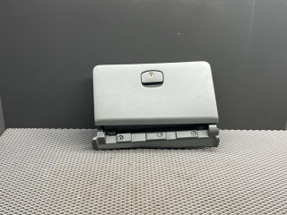 бардачок Chevrolet Lacetti 1 поколение J200 2008, 1.6 л., F16D3, бензин, МКПП, gge - ярко красный, хетчбэк 5 дв., передний привод, 96554978