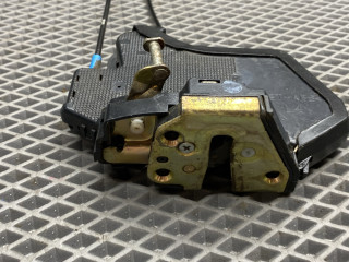 замок двери задней левой Toyota Corolla 9 поколение (E120/E130) CDE120 2004, 1.6 л., 3ZZ-FE, бензин, МКПП, 8q3 - grayish blue, седан, передний привод, 6906013090, 6906013040