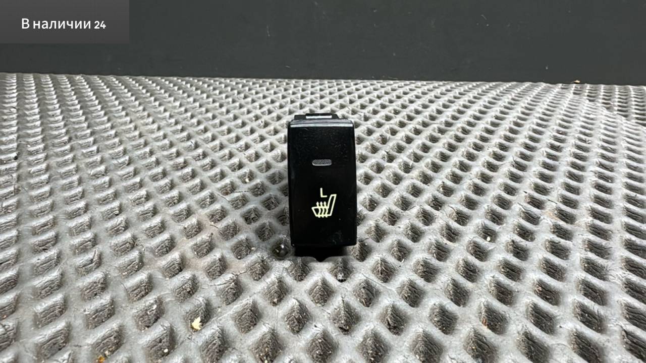 кнопка обогрева сидений Kia Magentis 1 поколение GD 2003, 2.5 л., G6BV, бензин, АКПП, 5c - olive green, седан, передний привод, 93330-3C000 - фото №1