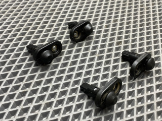 концевик дверной Toyota Corolla 9 поколение (E120/E130) CDE120 2004, 1.6 л., 3ZZ-FE, бензин, МКПП, 8q3 - grayish blue, седан, передний привод, 8423152010, 8423160070, 84231-0D030