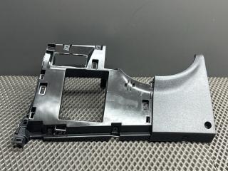 пластик рулевой колонки Hyundai i20 1 поколение PB 2010, 1.4 л., G4FA, бензин, АКПП, fr - black diamond черный, хетчбэк 5 дв., передний привод, 84751-1J000