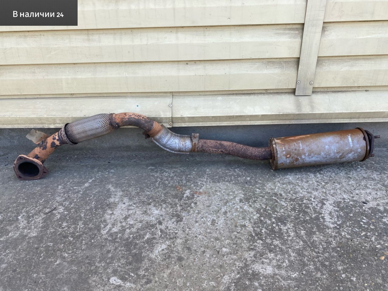 глушитель Chevrolet Lacetti 1 поколение J200 2008, 1.6 л., F16D3, бензин, МКПП, gge - ярко красный, хетчбэк 5 дв., передний привод, 96490132 - фото №1