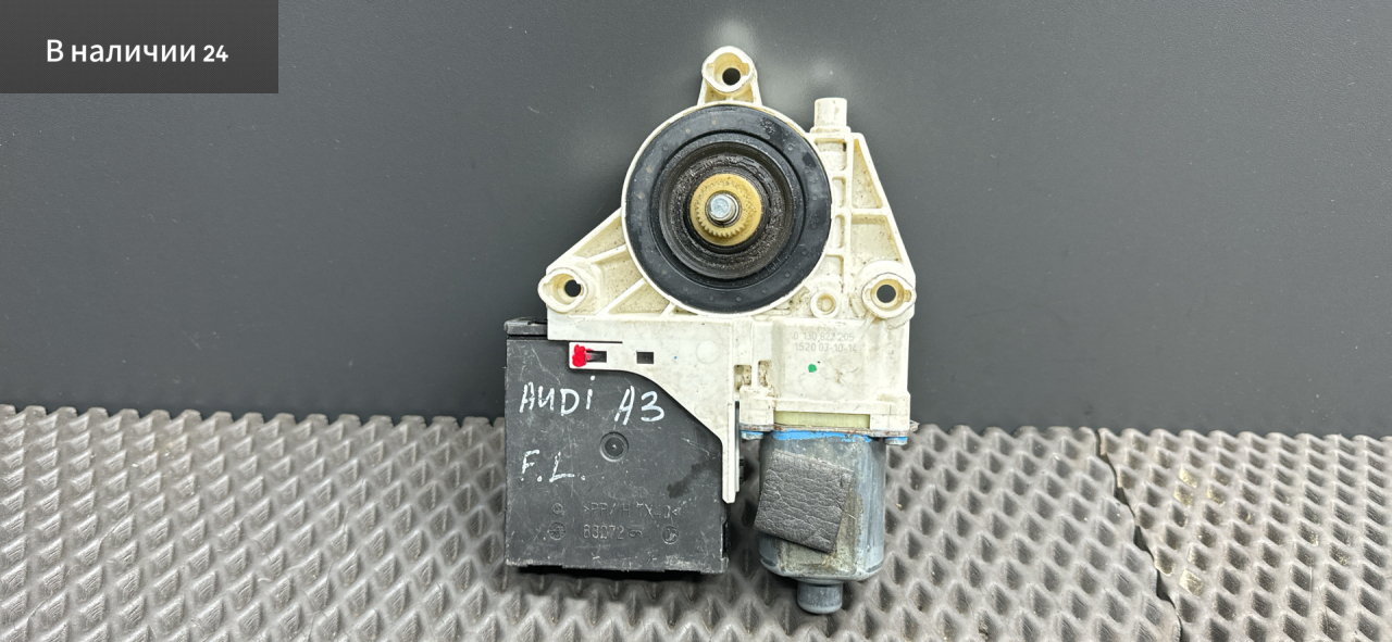 моторчик стеклоподъемника Audi A3 8P 2005, 8P0959802 - фото №1