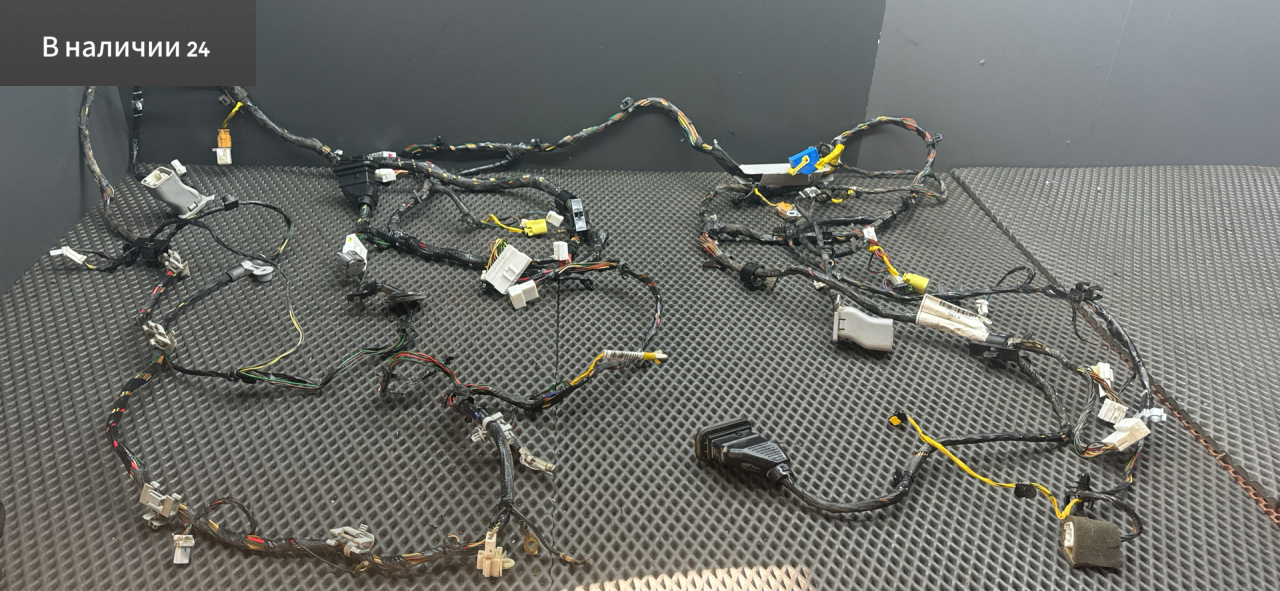 проводка салона Hyundai i20 1 поколение PB 2010, 1.4 л., G4FA, бензин, АКПП, fr - black diamond черный, хетчбэк 5 дв., передний привод, 91511-1J190 - фото №1