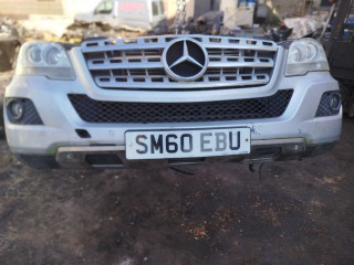 передняя часть (ноускат) в сборе Mercedes-Benz M-Класс W164 [рестайлинг] 2010, 3.0 л., CDi, дизель, АКПП, серебристый, полный привод, правый руль