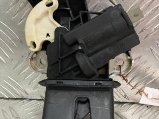 замок багажника Audi A8 D3/4E 2004, 4F5827505D
