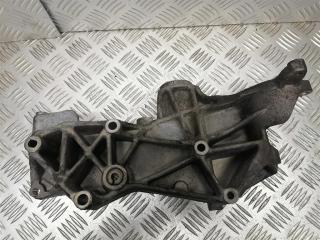 кронштейн генератора Volkswagen Passat B5 1999, 1.8 л., i, бензин, 058145523D