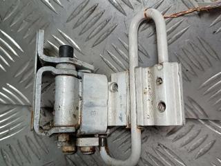 петля двери Audi A6 4B/C5 [рестайлинг] 2003, 4B0833412E