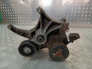 кронштейн (крепление) Volkswagen Passat B5 1999, 1.9 л., TDi, дизель, 028903143AF