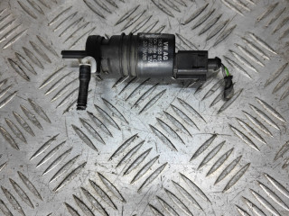 насос (моторчик) омывателя стекла Volkswagen Passat B6 2009, 2.0 л., TDi, CBAA, дизель, 6МКПП, серебристый, седан, передний привод, правый руль, 1K5955651