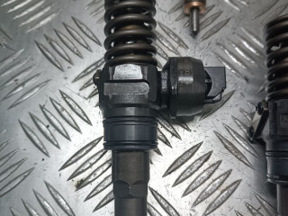 форсунка Volkswagen Touareg 1 поколение 2007, 5.0 л., дизель, 0414720220, 07Z130073H