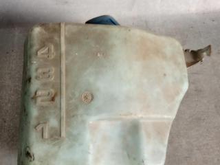 бачок омывателя Volkswagen Passat B3 1992, универсал, 357955453B
