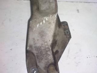кронштейн двигателя Audi A4 B5 1998, 1.8 л., i, бензин, 8D0199307H