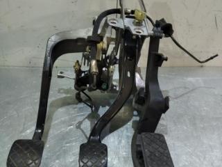 узел педальный (блок педалей) Volkswagen Passat B5 1997, 1.8 л., i, бензин, МКПП, 8D1721117E