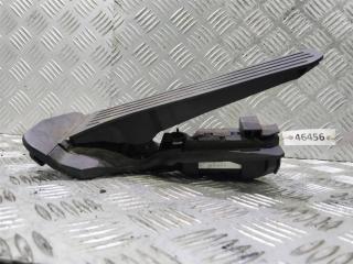 педаль Volkswagen Passat B6 2007, 2.0 л., TDi, BMR, дизель, 6МКПП, чёрный, седан, передний привод, правый руль, 1K2721503M