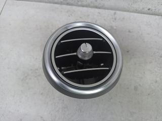 дефлектор обдува салона Mercedes-Benz C-Класс W205/S205/C205 2017, 4.0 л., M 177.980, бензин, A2058300301