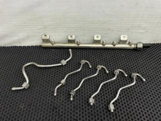 топливная рампа BMW 7 серия F01/F02 2010, АКПП, задний привод, 13537547599