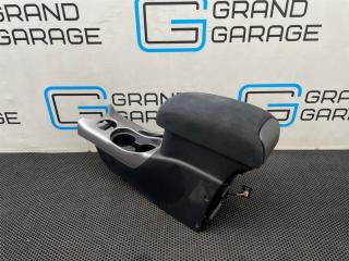 подлокотник Mitsubishi Outlander 2 поколение CW5W 2006, АКПП, a39 - stone grey (серый)., полный привод, правый руль, 8011A166XA