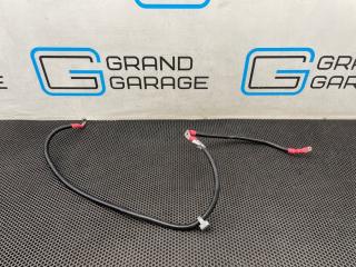 плюсовой провод аккумулятора BMW 7 серия F01/F02 F01 2010, АКПП, задний привод, 12427582323