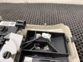 фонарь салона (плафон) Land Rover Discovery 3 поколение L319 2006, АКПП, 603 chawton white solid - белый, полный привод, правый руль, XDM500012LUM - фото №9