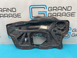 обшивка двери передняя левая Volkswagen Scirocco 3 поколение 137 2009, робот, 4c / r5z rising blue (синий), передний привод, правый руль, 1Q0837755