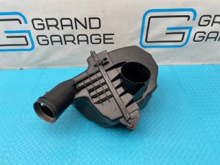 корпус воздушного фильтра BMW 5 серия F07/F10/F11 F10 2012, АКПП, 416 carbon-schwarz (черный), задний привод, правый руль, 13717612014