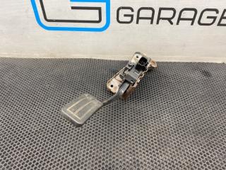 педаль Land Rover Discovery 3 поколение L319 2006, АКПП, 603 chawton white solid - белый, полный привод, правый руль, SLC000061
