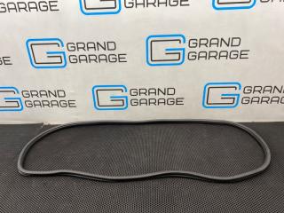 уплотнитель двери Jeep Grand Cherokee 4 поколение WK2 2012, АКПП, x9 - black/черный., полный привод, правый руль, 55399256AC