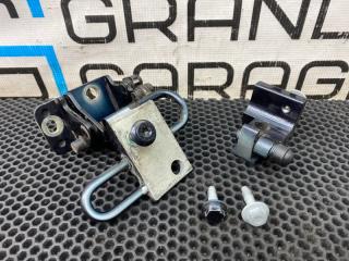 петля двери Audi Q7 4L 4LB 2007, АКПП, полный привод, 4L0833412A
