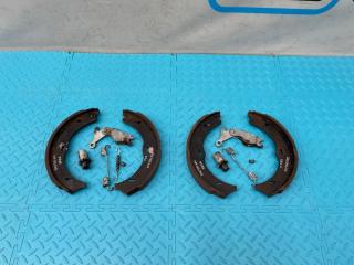 тормозные колодки Mercedes-Benz Vito W639 2005, АКПП, задний привод, A6394200220