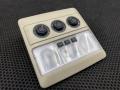 фонарь салона (плафон) Land Rover Discovery 3 поколение L319 2006, АКПП, 603 chawton white solid - белый, полный привод, правый руль, XDE500191LUM - фото №2
