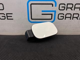 лючок топливного бака Land Rover Discovery 3 поколение L319 2006, АКПП, 603 chawton white solid - белый, полный привод, правый руль, ALN780053PMA