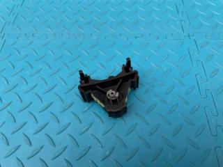 крепление фары левой Porsche Cayenne 958 2013, АКПП, 2t / c9x - черный, полный привод, правый руль, 95863119401